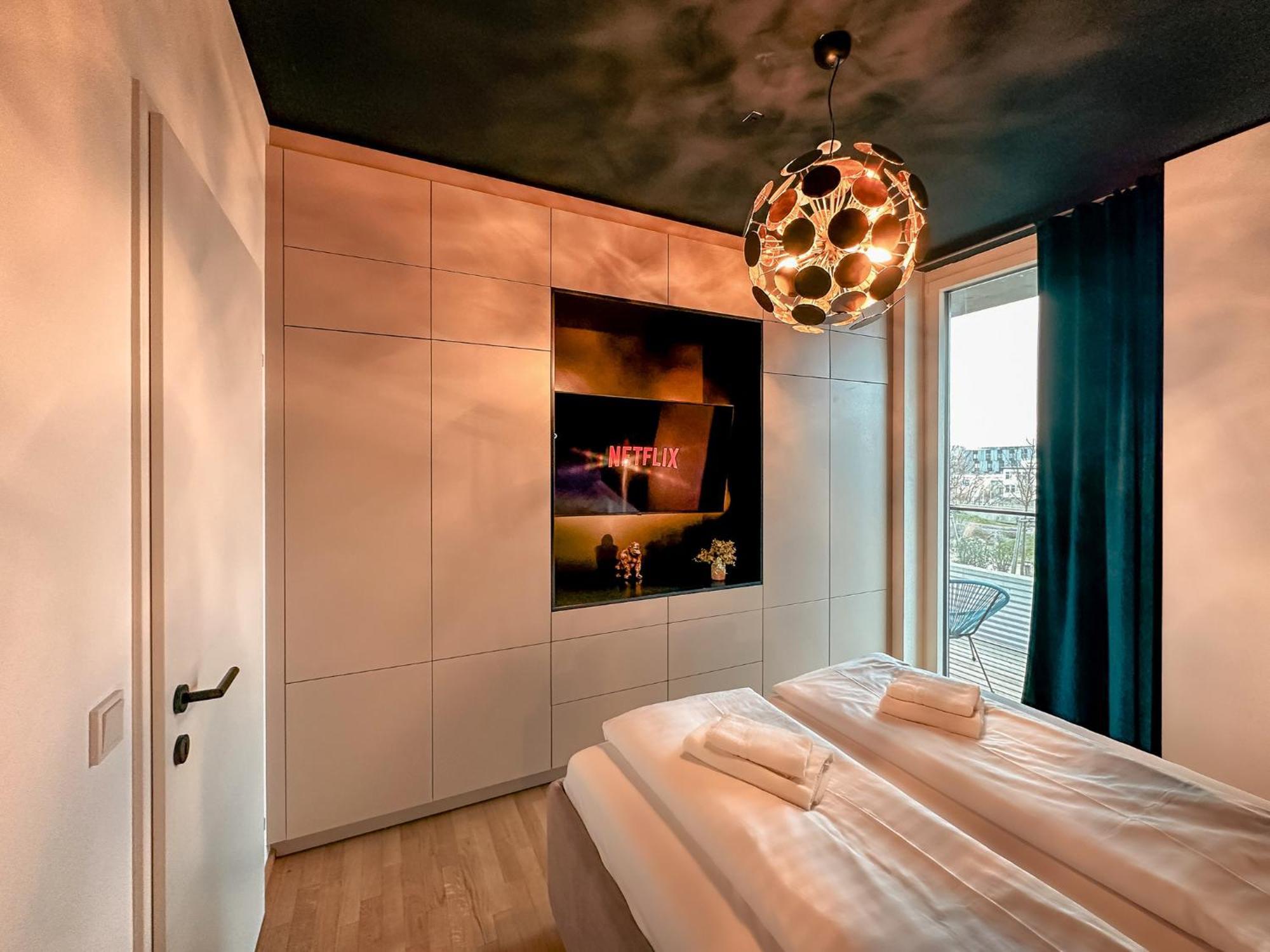 Kaiser Lodge - Rooftop Pool & Underground Car Park By Alpenluxus Appartements Vienna Esterno foto